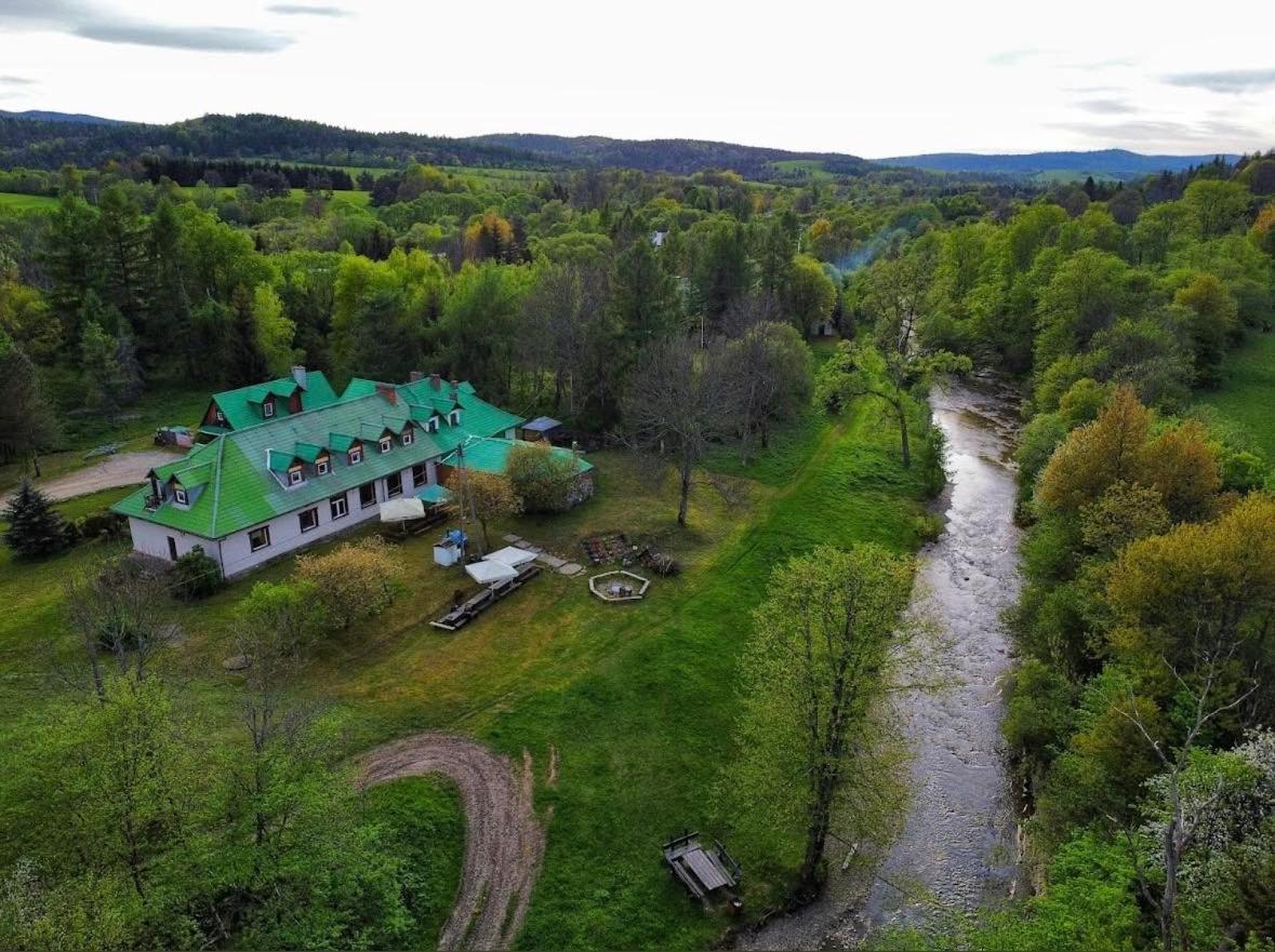 Latarnia Wagabundy Bieszczady Hotel Wola Michowa Eksteriør billede